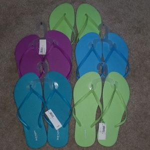 Old Navy Flip Flops